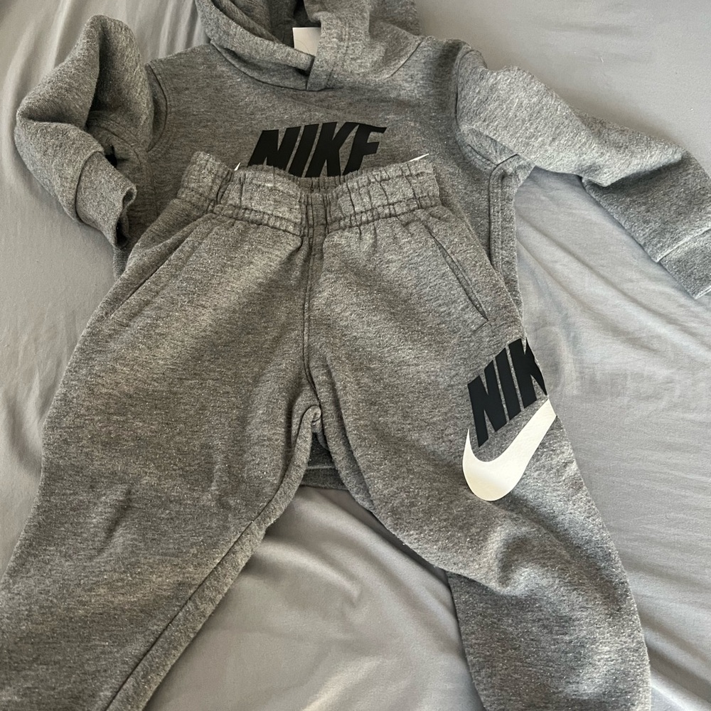 Nike Kids Gray Matching Set with Black Logo